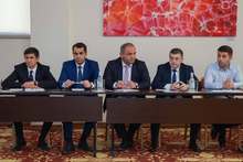 Արագածոտնի մարզպետ Սերգեյ Մովսիսյանը մասնակցել է ԼՂ֊ից բռնի տեղահանվածների աջակցման հարցերով հասարակական խորհրդի նիստին