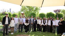 Դժվարությունները դառնում են հաջողության հիմքը. Արագածոտնի մարզպետը ոչ ֆորմալ հանդիպման շրջանակում պատասխանեց դպրոցականների հարցերին