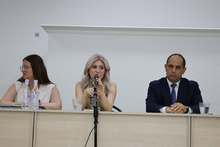 ԿԳՄՍ փոխնախարար Արաքսիա Սվաջյանը խորհրդակցություն անցկացրեց Արագածոտնի մարզի դպրոցների տնօրենների և վարչատնտեսական համակարգողների մասնակցությամբ 